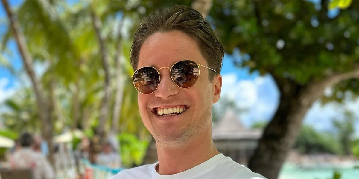 Norwegian DJ Kygo was seen wearing gold Ray-Ban Round Metal RB 3447 001/51 sunglasses with brown gradient lenses in April 2024.