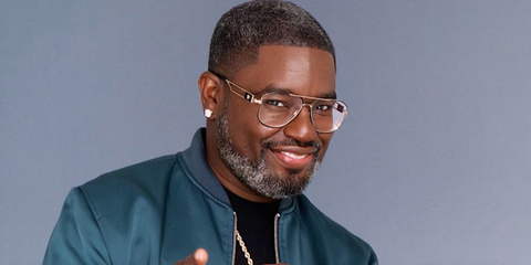 Comedian and actor Lil Rel Howery was seen wearing gold Versace 1287 1002 aviator optical glasses.