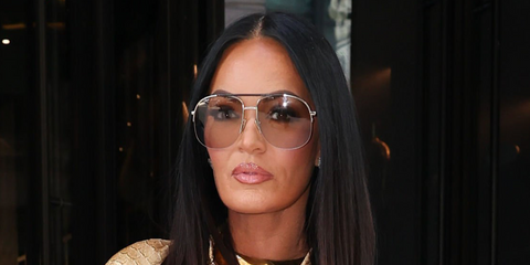 Lisa Barlow was seen wearing Gucci GG2165S 002 oversized aviator sunglasses with light brown lenses in New York City, August 2026.