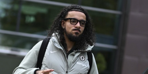 French footballer Malo Gusto of Chelsea FC was seen wearing black Ray-Ban Meta Wayfarer Gen 2 RW4012 601S/1Z Photochromic Smart Glasses in a social media post.