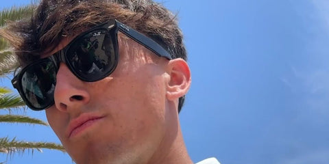 Spanish Formula 3 racing driver Mari Boya was seen wearing black Ray-Ban Wayfarer RB 4340 601 sunglasses in his Instagram post, August 2025. Shop online now on Pretavoir