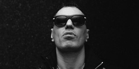 Italian rapper Marracash was seen wearing black Gucci GG1517S 001 sunglasses in his social media post, February 2025. Shop online now on Pretavoir