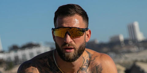 Trainer and athlete Matt Tralli was seen wearing black Oakley Radar EV S Path OO9510 04 sunglasses with 24k Prizm Polarised lenses in his Instagram post, December 2024.