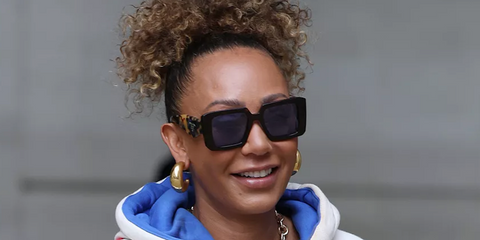 Mel B street style wearing Prada PR 23YS 2AU05Q sunglasses