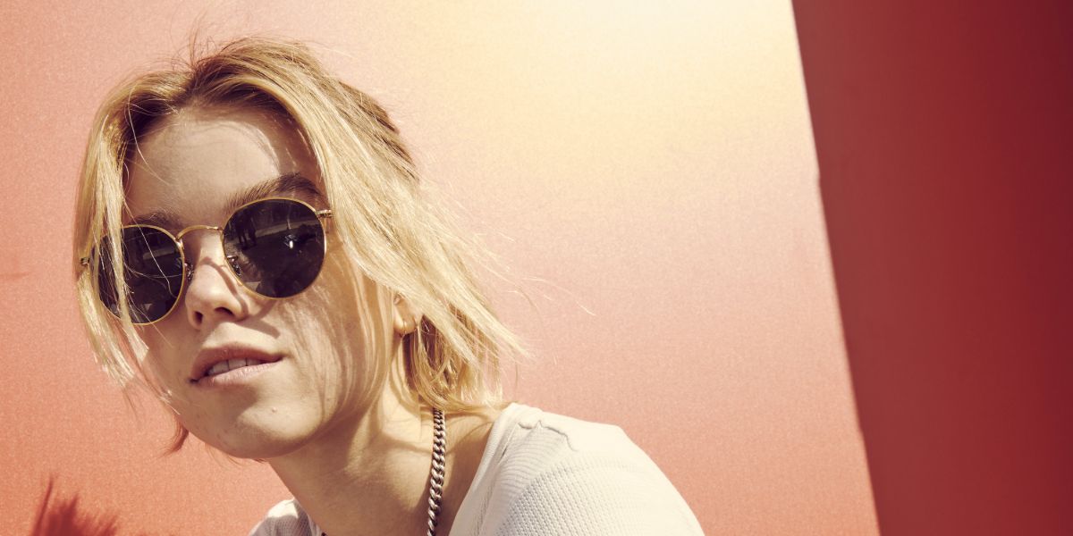 House of The Dragon actress Milly Alcock was seen wearing Ray-Ban Round Metal 3447 001 sunglasses in a social media post