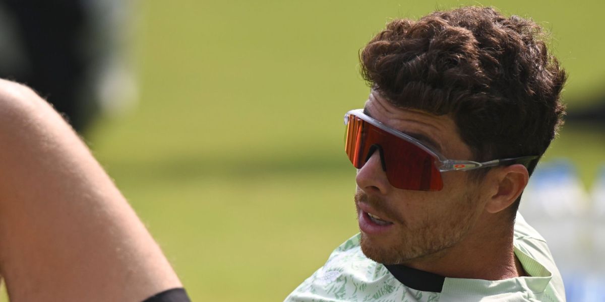 New Zealand cricketer Mitchell Santner was seen wearing transparent Oakley Stunt Devil OO9517 10 Prizm sunglasses ahead of the ICC Men's T20 World Cup India & Sri Lanka 2026, facing Afghanistan.