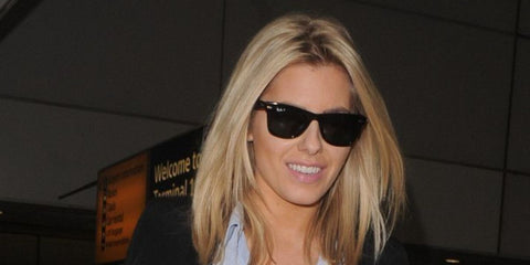 British singer and presenter Mollie King was seen waring the iconic Ray-Ban Wayfarer 2140 901/58 Polarised sunglasses 