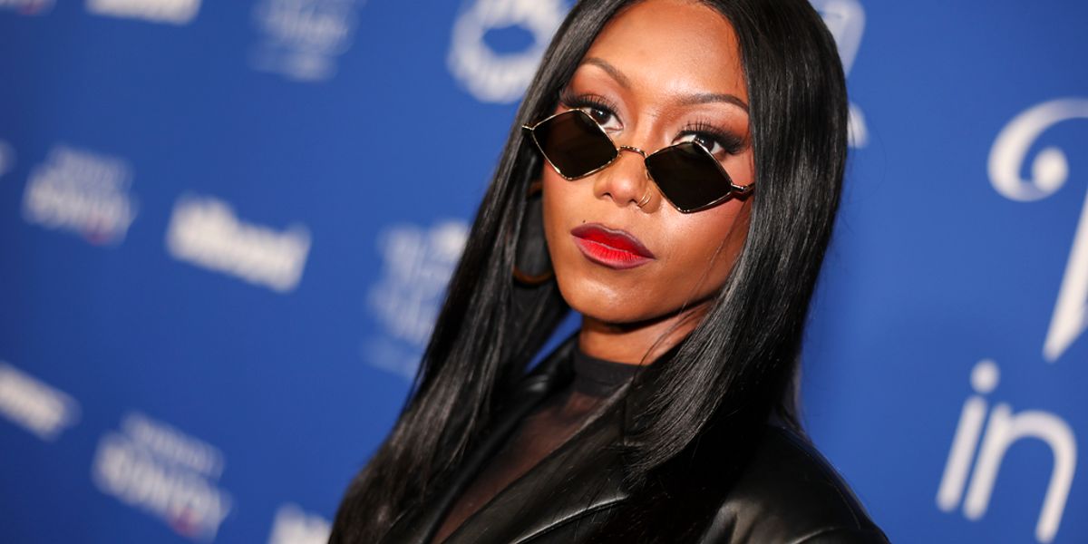 Saint Laurent SL 302 Lisa 001 Sunglasses - US