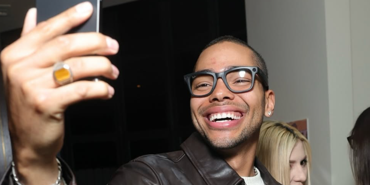 Nicholas Duvernay was seen wearing matte black Ray-Ban Meta Wayfarer RW4008 601S/1M Photochromic Smart Glasses at The White Lotus Chaos Dinner ahead of Season 3 final episode screening in Los Angeles