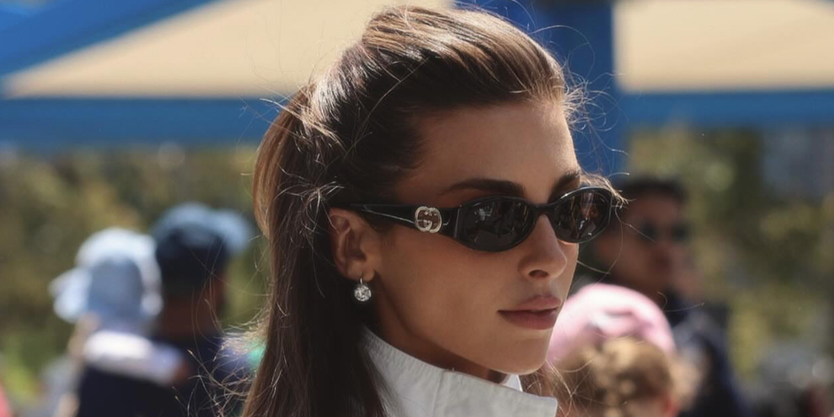 Influencer Paige Lorenze Paul was seen wearing black Gucci GG1660S 001 sunglasses at the Australian Open 2026.