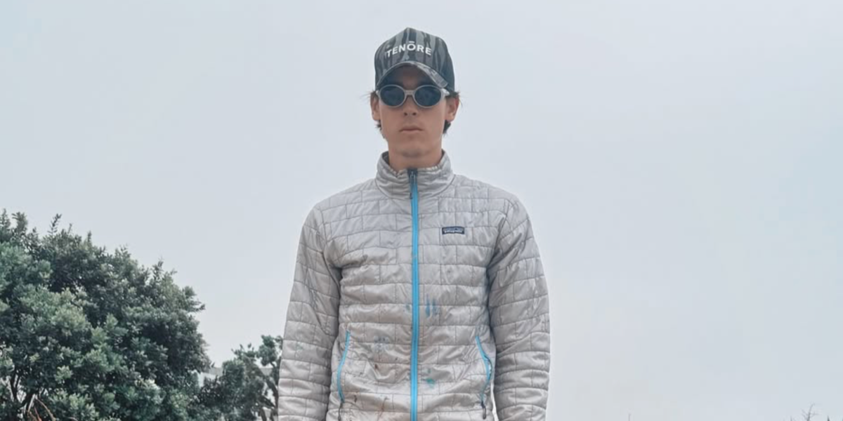 Son of Pierce Brosnan, Paris Brosnan was seen wearing silver Oakley Eye Jacket Redux OO9438 05 Prizm Polarised sunglasses in his Instagram post, April 2025. Shop online now on Pretavoir