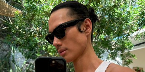 Celebrity makeup artist Patrick Ta was seen wearing black Ray-Ban Mega Wayfarer RB 0840S 901/31 sunglasses in his Instagram post, July 2025. Shop online now on Pretavoir