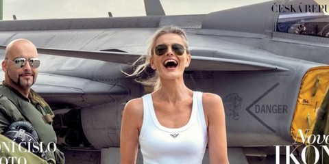 Model Paulina Porizkova was seen wearing Ray-Ban Aviator 3025 L0205 Gold/G15 Green sunglasses on the cover of Harper's Bazaar Czech Republic, August 2022 issue