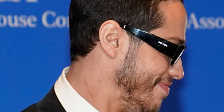 Prada PR 06YS 09Q5S0 - As Seen On Jude Bellingham & Pete Davidson