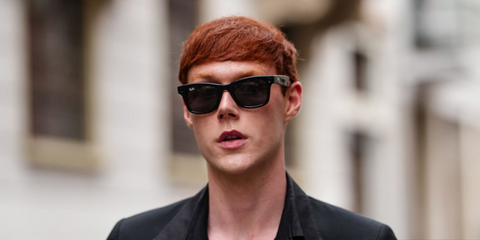 Canadian model Pierre Painchaud was seen wearing black Ray-Ban Meta Wayfarer RW4008 601/71 Smart Glasses at the Paul Smith Menswear Spring/Summer 2026 fashion show during Milan Men's Fashion Week. Shop online now on Pretavoir