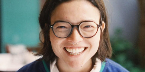 Actress and singer Piper Curda was seen wearing dark tortoiseshell Ray-Ban Thalia RB 5395 2012 hexagonal optical glasses in her Instagram post, January 2024.