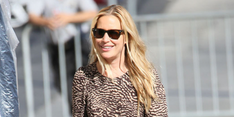 Actress Piper Perabo was seen wearing black Ray-Ban Wayfarer RB 2140 1294/33 sunglasses with brown lenses in Los Angeles. Shop online now on Pretavoir