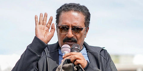 Director and Bollywood actor Prakash Raj was seen wearing tortoiseshell and gunmetal Ray-Ban New Clubmaster RB 4416 710/51 half-rim sunglasses. Shop online now on Pretavoir