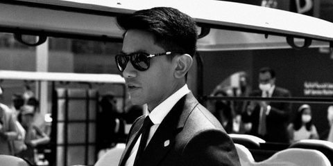 Prince Abdul Mateen of Brunei Darussalam was seen wearing black Persol 0714 Folding 95/58 Polarised sunglasses at the World Government Summit during Dubai Expo 2022, shared on in his Instagram post. Shop online now on Pretavoir