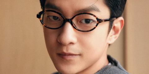 Chinese actor Qu Chuxiao was seen wearing honey havana Miu Miu MU 01XV VAU1O1 oval optical glasses in a social media post. Shop online now on Pretavoir