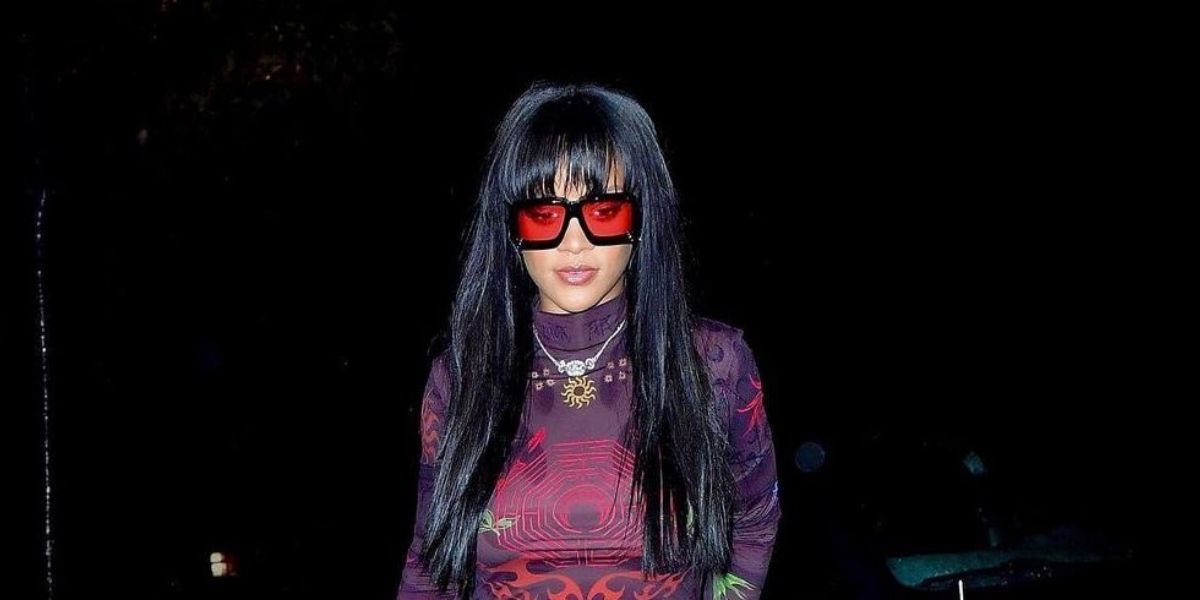 Loewe x Paula's Ibiza LW40064U 01Y - As Seen On Rihanna & Bad Bunny