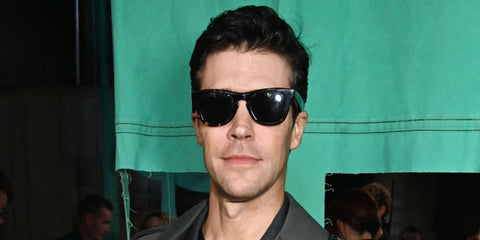 Ballet dancer Roberto Bolle was seen wearing yellow tortoiseshell Burberry BE4426 4106/87 sunglasses at the Burberry Spring/Summer 2025 fashion show during London Fashion Week. Shop online now on Pretavoir