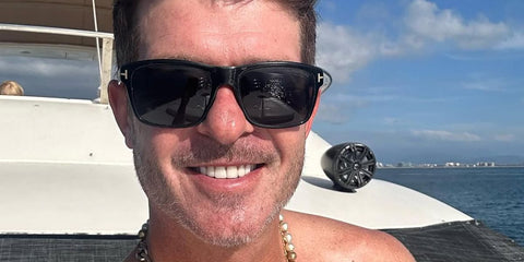 Robin Thicke is seen wearing Tom Ford August TF678 01D Polarised sunglasses in his Instagram post