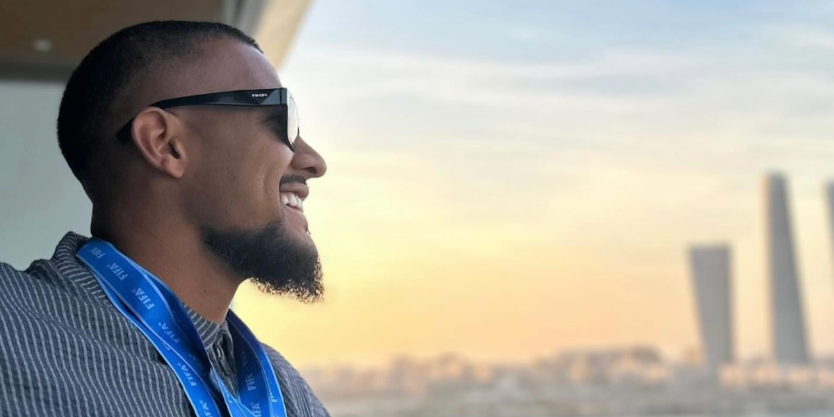 Venezuelan football player Salomon Rondon was seen wearing black Prada PR 19WS 1AB5S0 square sunglasses in his Instagram story, December 2024.