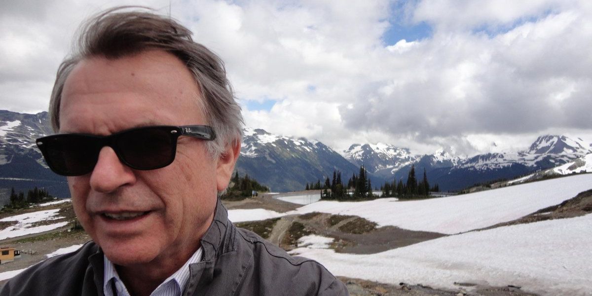 New Zealand actor Sam Neill was seen wearing black Ray-Ban New Wayfarer RB 2132 901 sunglasses in his X / Twitter post, February 2015.
