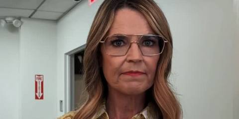 American broadcast journalist Savannah Guthrie was seen wearing Bottega Veneta BV1012S 009 sunglasses with clear UV lenses on The Today's Show, episode 24 June 2025. Shop online now on Pretavoir