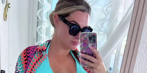 Television personality Shaughna Phillips of Love Island was seen wearing black Tom Ford Beatrix-02 TF613S 01C sunglasses in a social media post.