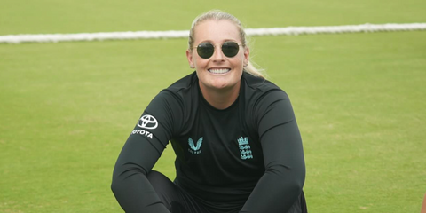 Cricketer Sophie Ecclestone of England National Team was seen wearing gold Ray-Ban Round Metal 3447 001 sunglasses in her Instagram post, October 2025. Shop online now on Pretavoir