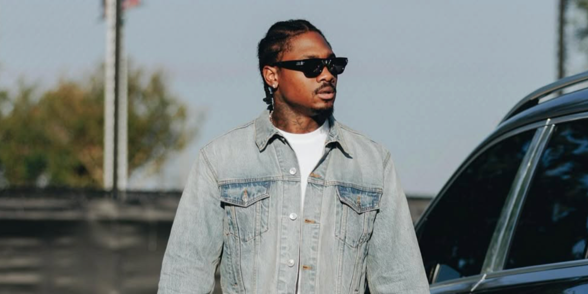 Stefon Diggs is seen wearing Bottega Veneta BV1321S 001 sunglasses in his Instagram post