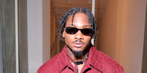 American football wide receiver Stefon Diggs was seen wearing black Gucci GG1660S 001 sunglasses at the Gucci Menswear Spring/Summer 2025 fashion show during Milan Men's Fashion Week. Shop online now on Pretavoir
