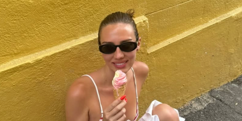 Digital tastemaker Sydney Carlson was seen wearing black Gucci GG1660S 001 sunglasses in her Instagram post, September 2025.