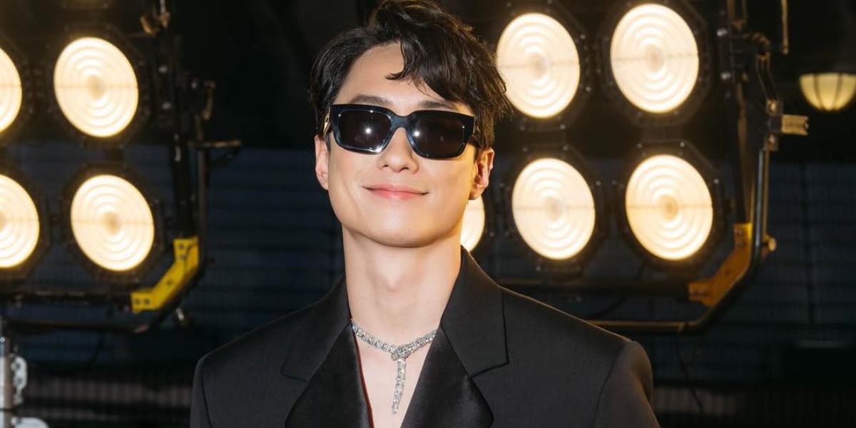 Hong Kong actor Terrance Lau was seen wearing black Bottega Veneta BV1359SA 001 sunglasses at the Hong Kong Film Awards 2025. Shop online now on Pretavoir