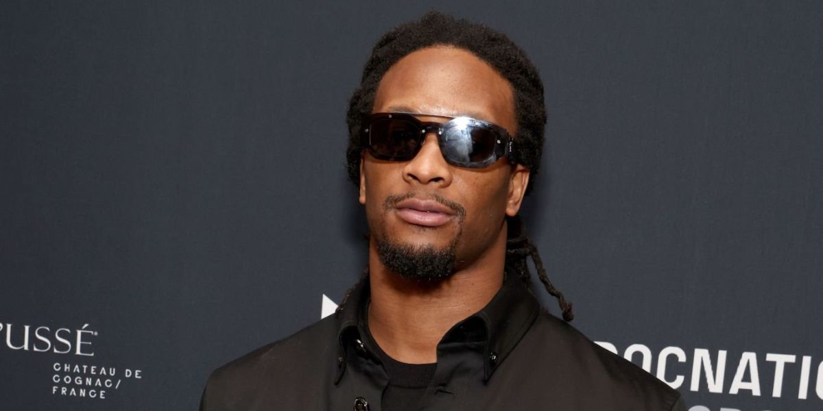 American football player Todd Gurley was seen wearing transparent grey Versace 2235 1001/6G sunglasses at the Roc Nation Super Bowl Party in Las Vegas, February 2024.