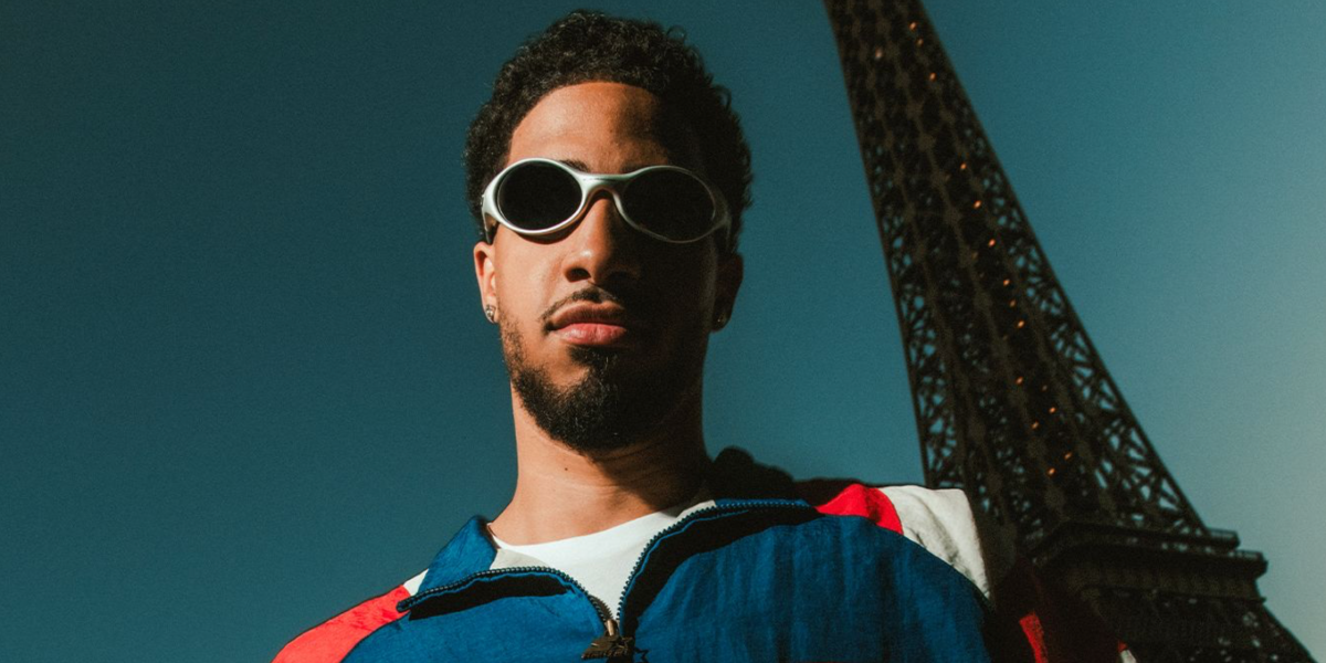 NBA star Tyrese Haliburton was seen wearing silver Oakley Eye Jacket Redux OO9438 05 round sunglasses with Prizm Polarised lenses in a GQ Magazine July 2024 feature