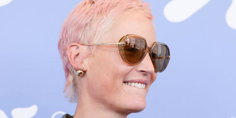 Actress Vicky Krieps was seen wearing transparent yellow Bottega Veneta BV1436S 004 sunglasses at the Venice Film Festival 2025. Shop online now on Pretavoir