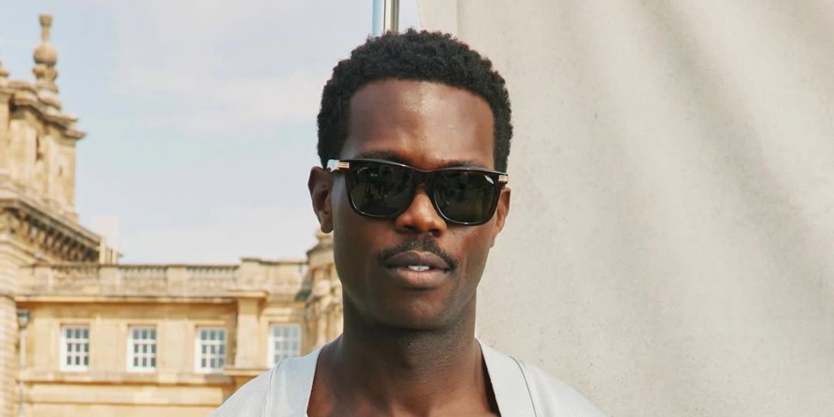 Bridgerton actor Victor Alli was seen wearing black Cartier CT0396S 001 square sunglasses in his Instagram post