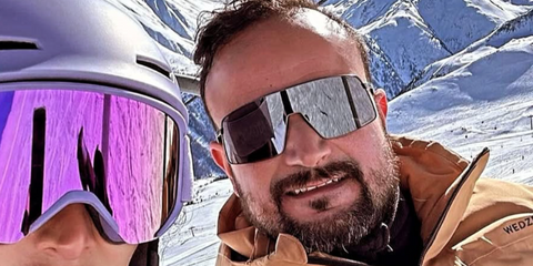 Italian former F1 racing driver Vitantonio Liuzzi was seen wearing gunmetal Oakley Sutro Ti OO6013 01 Prizm sunglasses in his Instagram post, February 2024
