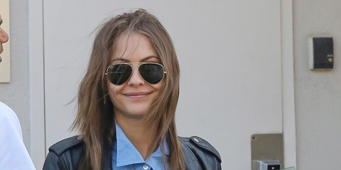 Actress Willa Holland was seen wearing Ray-Ban Aviator 3025 L0205 Gold/G15 Green sunglasses in West Hollywood