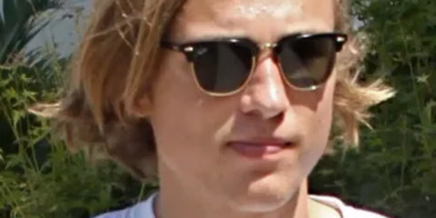 Actor William Moseley was seen wearing the iconic Ray-Ban Clubmaster 3016 W0365 Black sunglasses in 2012.