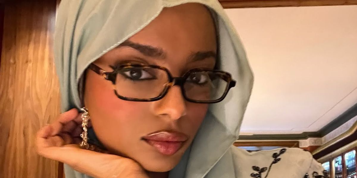 Wolfie Aziza was seen wearing tortoiseshell Miu Miu MU 11ZS 14L08N Blue Control rectangular optical glasses in her Instagram post