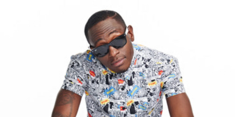 Filmmaker Wuz Good (Wesley Armstrong) was seen wearing black Ray-Ban New Wayfarer RB 2132 901L sunglasses. Shop online now on Pretavoir