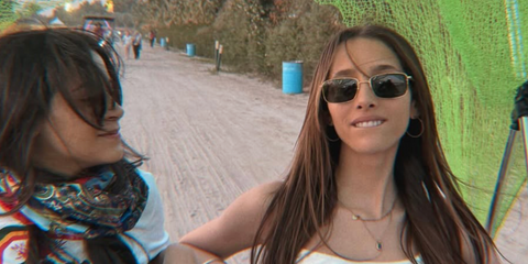 Yasmin Wijnaldum was seen wearing gold Ray-Ban RB 3717 9196/31 rectangular sunglasses in her Instagram post, April 2024