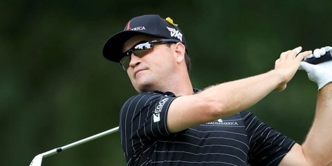 Zach Johnson was seen wearing black Oakley Flak 2.0 XL OO9188 F8 Prizm Polarised sunglasses during the WGC-Bridgestone