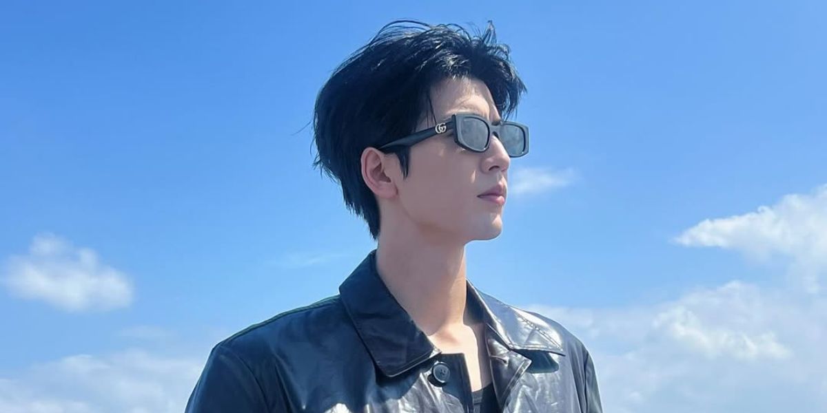 Zhang Ling He is seen wearing Gucci GG1534S 001 sunglasses in his Instagram post