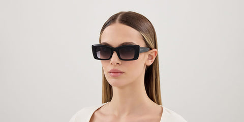 Alexander McQueen AM0526S 001