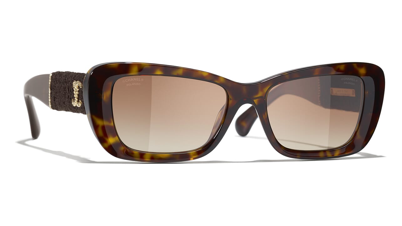Sunglasses Fendi, buy pre-owned at 100 EUR